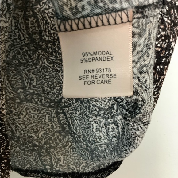 Philosophy M Medium 8 - 10 Crewneck Shirt Black Pattern Long Sleeve Lightweight - Picture 7 of 7